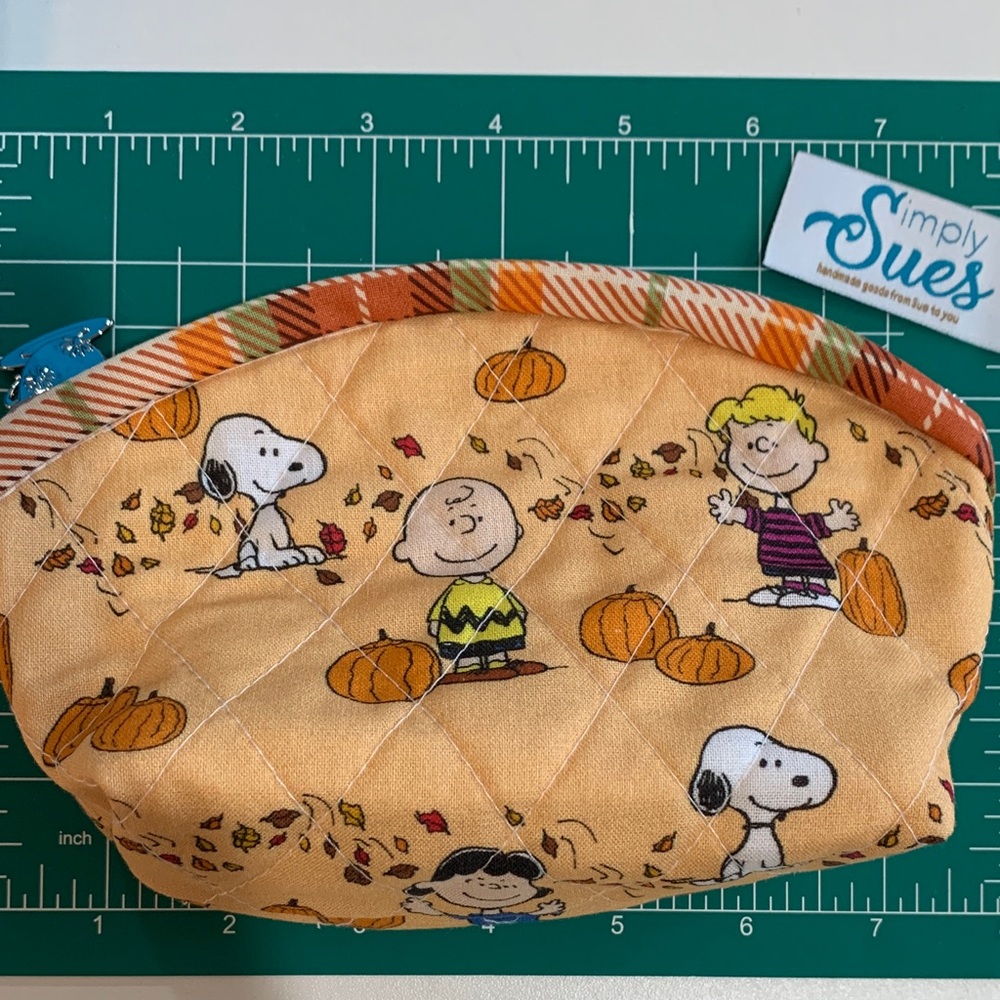 Peanuts Themed Cosmetic Bag - Orange
